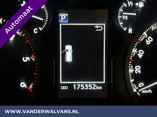 Toyota Land Cruiser 2.8 D-4D-F 177pk Automaat 3000kg Trekhaak Euro6 Airco | Camera | Navigatie | LM velgen Cruisecont... ActivLease financial lease