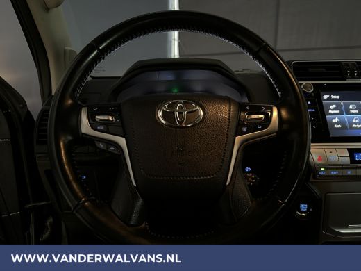 Toyota Land Cruiser 2.8 D-4D-F 177pk Automaat 3000kg Trekhaak Euro6 Airco | Camera | Navigatie | LM velgen Cruisecont... ActivLease financial lease