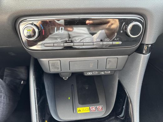 Toyota Yaris 1.5 Hybrid 115 Dynamic ActivLease financial lease