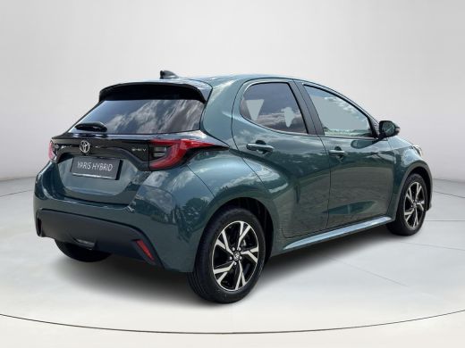 Toyota Yaris 1.5 Hybrid 115 Dynamic ActivLease financial lease