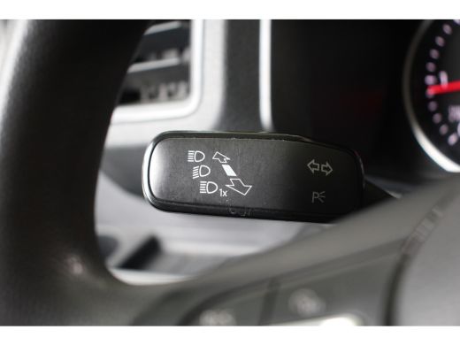 Volkswagen Crafter 35 2.0 TDI 177PK L4 HIGHLINE | NL-BUS! | 1 EIGENAAR! | NAVI | CLIMA | CRUISE | EL ACHTERKLEP | DE... ActivLease financial lease