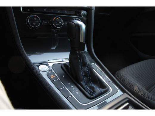 Volkswagen e-Golf Volkswagen E-DITION | ADAPTIVE CRUISE | LED KOPLAMPEN | DEALER OH! | ORIGINEEL NL! | SENSOR V+A ActivLease financial lease