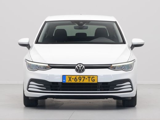 Volkswagen Golf 1.0 TSI 110pk Life Business Navigatie Memory Stoelverwarming Acc 99 ActivLease financial lease