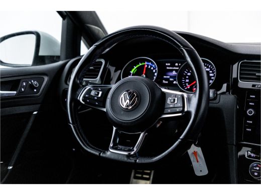 Volkswagen Golf 1.4 TSI PHEV GTE Adaptive, Apple carplay, Climate, ActivLease financial lease