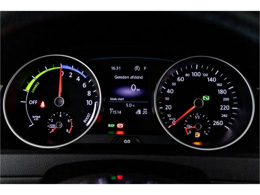 Volkswagen Golf 1.4 TSI PHEV GTE Adaptive, Apple carplay, Climate, ActivLease financial lease