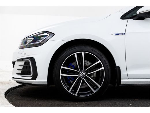 Volkswagen Golf 1.4 TSI PHEV GTE Adaptive, Apple carplay, Climate, ActivLease financial lease