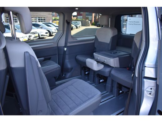 Volkswagen Multivan 1.5 eHybrid L2 Bulli Edition 4Motion TREKHAAK | CAMERA | ALL SEASONBANDEN ActivLease financial lease