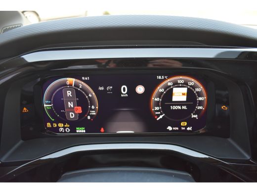 Volkswagen Multivan 1.5 eHybrid L2 Bulli Edition 4Motion TREKHAAK | CAMERA | ALL SEASONBANDEN ActivLease financial lease