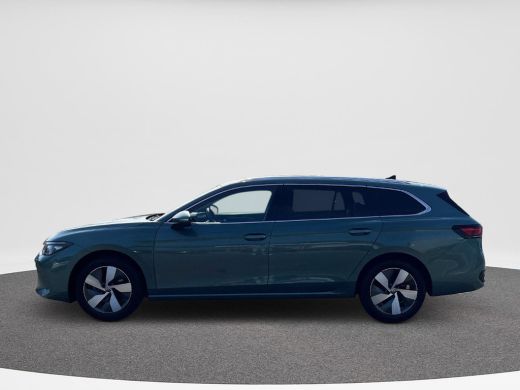 Volkswagen Passat Variant 1.5 eTSI Business | Trekhaak | ERGO | 360 CAM | ACC | ActivLease financial lease