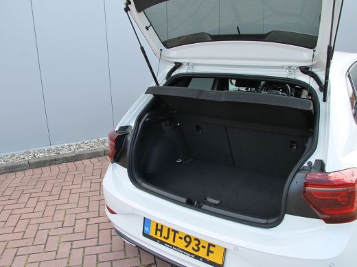 Volkswagen Polo 1.0 TSI 110pk DSG R-Line | Acc | Lane | Camera ActivLease financial lease