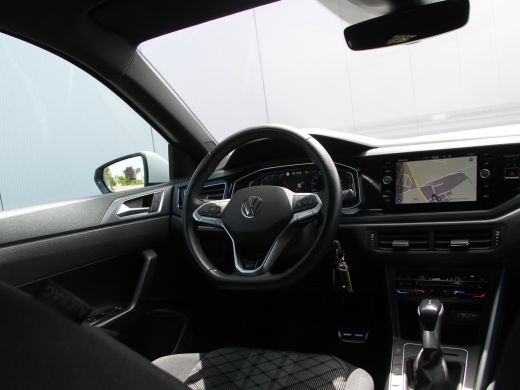 Volkswagen Polo 1.0 TSI 110pk DSG R-Line | Acc | Lane | Camera ActivLease financial lease
