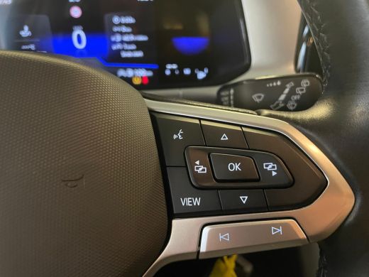 Volkswagen T-Roc 1.0 111PK TSI Life | Multimedia Pakket | Climate Control | ACC | Apple Carplay | ActivLease financial lease