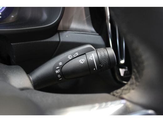 Volvo  C40 Extended Range 252PK Ultimate | Blis | Trekhaak | 360° | HK Audio | Stoelverw. | Power Seats ActivLease financial lease