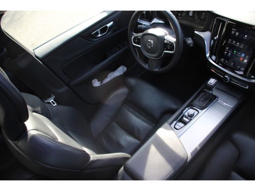 Volvo  V60 Volvo 2.0 T4 INSCRIPTION | 1e EIGENAAR! | PANODAK | POLESTAR ENGENEERED | LEDEREN MEMORY SEATS | ... ActivLease financial lease