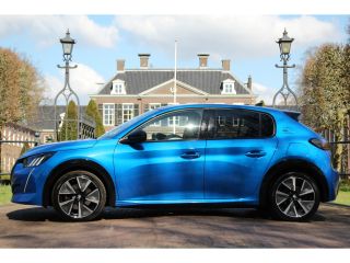 Peugeot e-208 Peugeot EV GT 350 50 kWh | PANODAK | LEDER | 360° CAMERA | DEALER OH! | 17'' LMV | STOELVERWARMIN...
