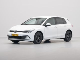 Volkswagen Golf 1.0 TSI 110pk Life Business Navigatie Memory Stoelverwarming Acc 99