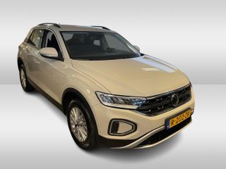 Volkswagen T-Roc 1.0 111PK TSI Life | Multimedia Pakket | Climate Control | ACC | Apple Carplay |