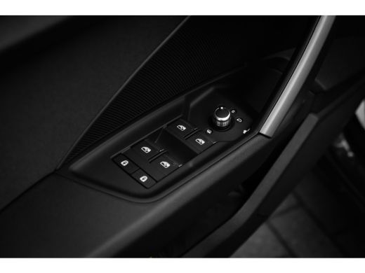Audi A3 Sportback Advanced edition | Aluminium optiek in het interieur | Assistentiepakket Rijden en Park... ActivLease financial lease