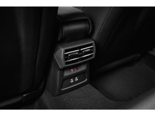 Audi A3 Sportback Advanced edition | Aluminium optiek in het interieur | Assistentiepakket Rijden en Park... ActivLease financial lease
