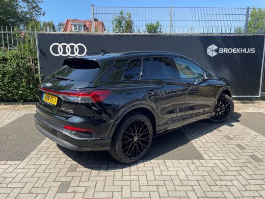 Audi Q4 e-tron 45 quattro Advanced edition 82 kWh | Assistentiepakket Plus | Zwart optiek | Comfortpakket/ 21 in... ActivLease financial lease