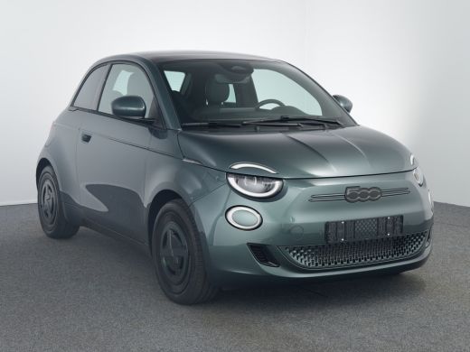Fiat 500e Giorgio Armani | 10,25" touchscreen radio met Bluetooth, DAB & USB én Navigatie | 17" lichtmetale... ActivLease financial lease