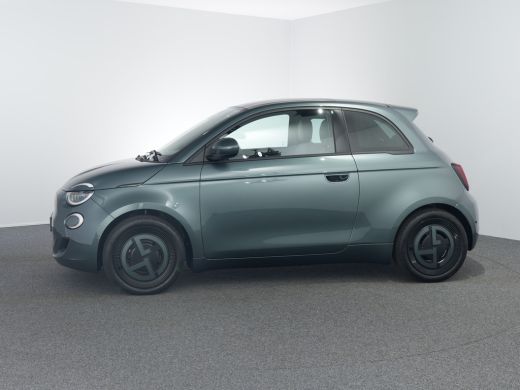 Fiat 500e Giorgio Armani | 10,25" touchscreen radio met Bluetooth, DAB & USB én Navigatie | 17" lichtmetale... ActivLease financial lease
