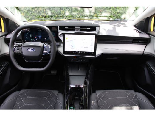 Ford Puma Gen-E PREMIUM 44kWh | PANO DAK | 19''LMV | DRIVER ASSIST PACK | WINTERPACK | ActivLease financial lease