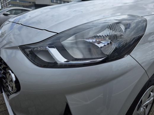 Hyundai i10 1.0 Comfort Smart | Airco | Achteruitrijcamera | Navigatie | Cruise control | Applecarplay en And... ActivLease financial lease