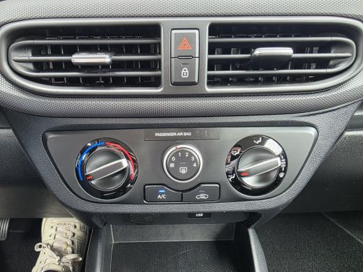 Hyundai i10 1.0 Comfort Smart | Airco | Achteruitrijcamera | Navigatie | Cruise control | Applecarplay en And... ActivLease financial lease