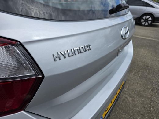 Hyundai i10 1.0 Comfort Smart | Airco | Achteruitrijcamera | Navigatie | Cruise control | Applecarplay en And... ActivLease financial lease