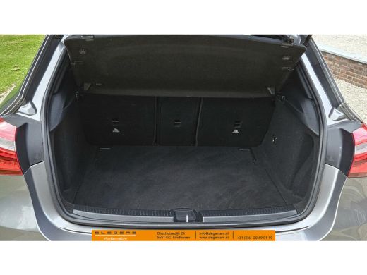 Mercedes A-Klasse 180 Business Solution AMG ActivLease financial lease