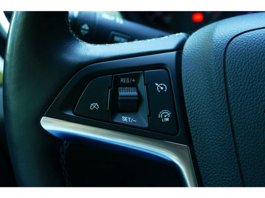 Opel Mokka X 1.4 TURBO 120 JAAR EDITION / NAVI / LED / PDC / CLIMA / 17"LMV / CAMERA / AGR / KEYLESS / TREKHAA... ActivLease financial lease