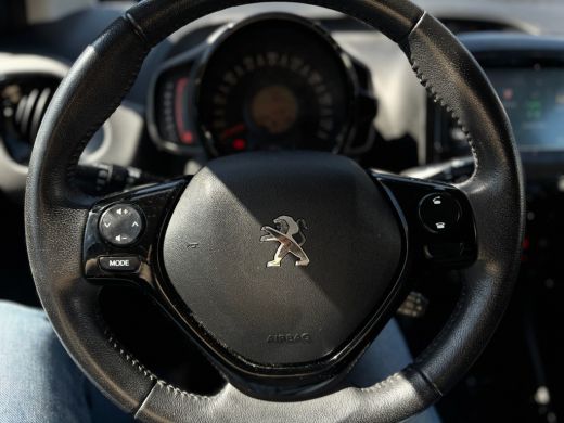 Peugeot 108 1.0 e-VTi Allure Camera achter | Apple carpay | Airco AUTO | Lichtmetalen velgen ActivLease financial lease