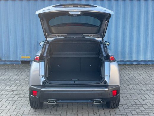 Peugeot 2008 GT 130pk | Achteruitrijcamera | Afwijkende dakkleur | Apple Carplay/Android Auto|telefoonintegrat... ActivLease financial lease