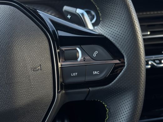 Peugeot 2008 GT 130pk | Achteruitrijcamera | Afwijkende dakkleur | Apple Carplay/Android Auto|telefoonintegrat... ActivLease financial lease