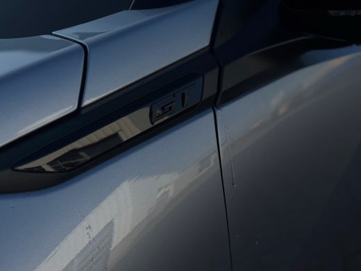 Peugeot 2008 GT 130pk | Achteruitrijcamera | Afwijkende dakkleur | Apple Carplay/Android Auto|telefoonintegrat... ActivLease financial lease