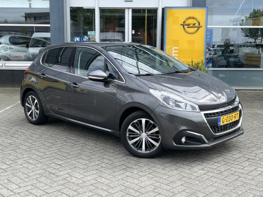 Peugeot 208 1.2 PureTech Allure | Achteruitrijcamera | Dimlichten automatisch | Parkeersensor achter Peugeot 208 1.2 PureTech Allure | Achteruitrijcamera | Dimlichten automatisch | Parkeersensor achter