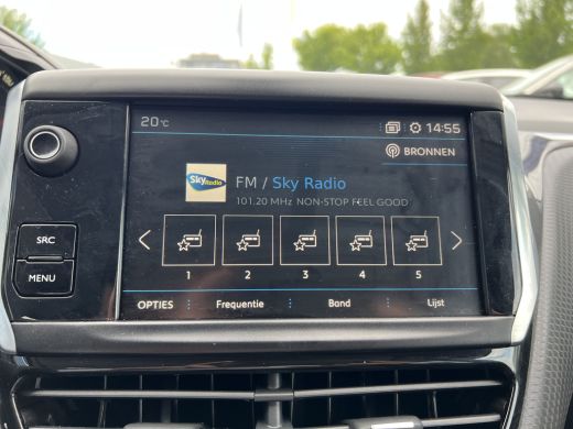 Peugeot 208 1.2 PureTech Allure | Achteruitrijcamera | Dimlichten automatisch | Parkeersensor achter ActivLease financial lease