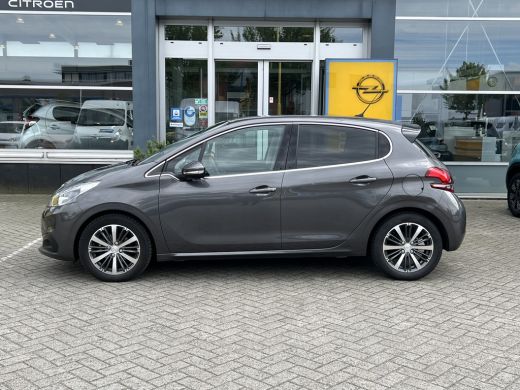 Peugeot 208 1.2 PureTech Allure | Achteruitrijcamera | Dimlichten automatisch | Parkeersensor achter ActivLease financial lease