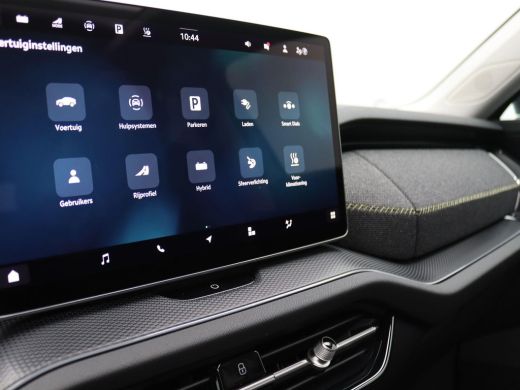 Skoda Kodiaq 1.5 TSI PHEV Business Edition 204 PK DSG panoramadak, trekhaak, 19" lichtmetaal, verwarmbaar stuu... ActivLease financial lease