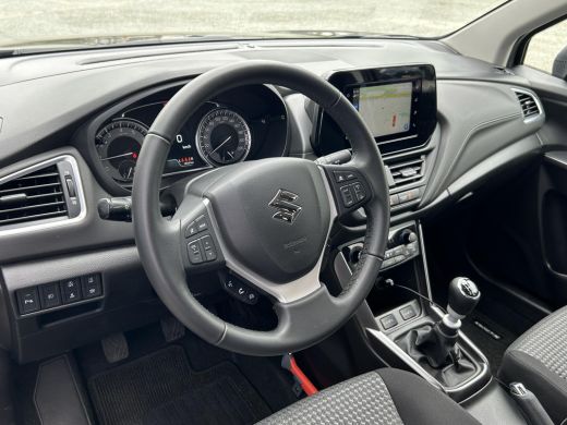 Suzuki S-Cross 1.4 Boosterjet Select Smart Hybrid **TREKHAAK/ 1500 KG TREKGEWICHT/ STOELVERWARMING/ APPLE CARPLA... ActivLease financial lease