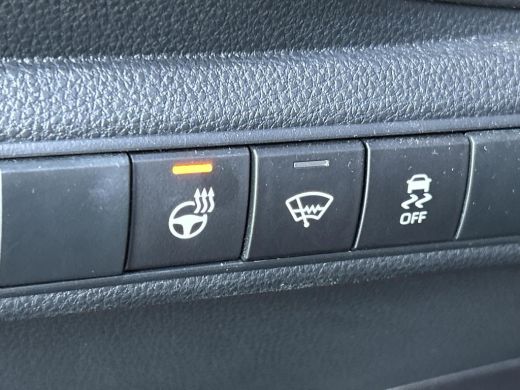 Suzuki Swace 1.8 Hybrid Select **STUUR- & STOELVERWARMING/ APPLE CARPLAY & ANDROID AUTO/ ADAPTIVE CRUISE CONTR... ActivLease financial lease