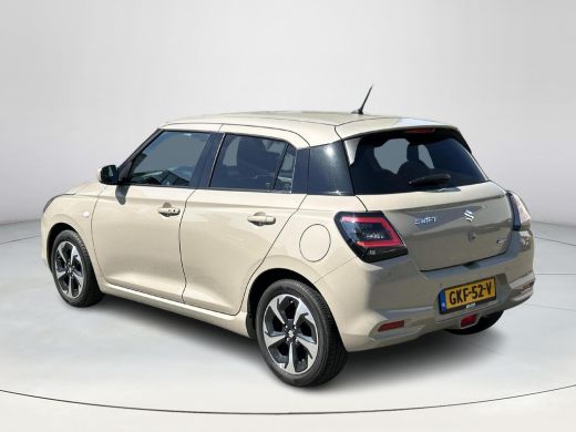 Suzuki Swift 1.2 Select Smart Hybrid **NAVIGATIE/ STOELVERWARMING/ APPLE CARPLAY & ANDROID AUTO/ DODEHOEKDETEC... ActivLease financial lease