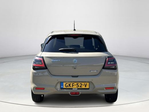 Suzuki Swift 1.2 Select Smart Hybrid **NAVIGATIE/ STOELVERWARMING/ APPLE CARPLAY & ANDROID AUTO/ DODEHOEKDETEC... ActivLease financial lease