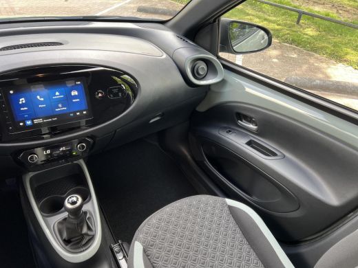 Toyota Aygo X 1.0 VVT-i MT Pulse Uit voorraad leverbaar ActivLease financial lease