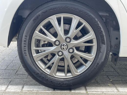 Toyota Yaris 1.5 Hybrid Dynamic ActivLease financial lease