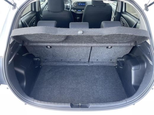 Toyota Yaris 1.5 Hybrid Dynamic ActivLease financial lease