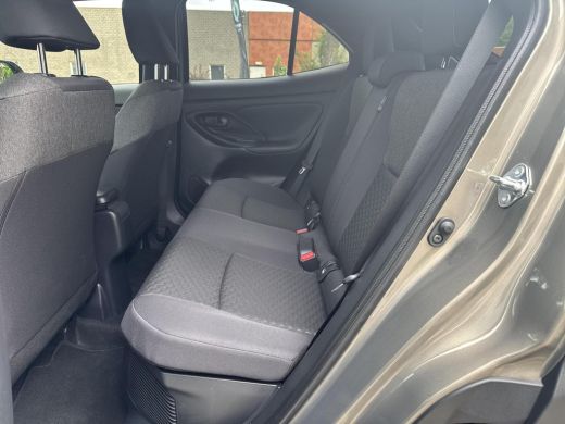Toyota Yaris Cross 1.5 Hybrid 115 First Edition | 06-10141018 Voor meer informatie ActivLease financial lease