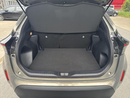 Toyota Yaris Cross 1.5 Hybrid 115 First Edition | 06-10141018 Voor meer informatie ActivLease financial lease