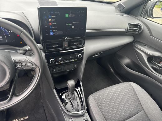 Toyota Yaris Cross 1.5 Hybrid 115 First Edition | 06-10141018 Voor meer informatie ActivLease financial lease